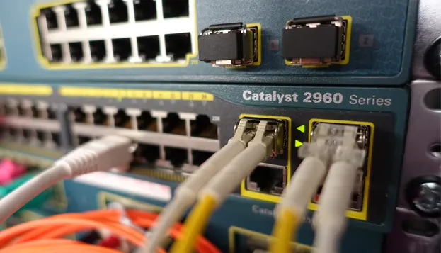 ریست فکتوری سوئیچ سیسکو 2960 چگونه انجام می شود؟