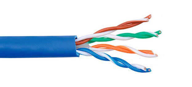 کابل شبکه UTP چیست؟ مزایا، کاربردها و نکات نصب